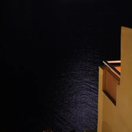 Amaya Bliss Caldera View-outdoor Hot Tub Oia Santorini Tholos (Santorini)